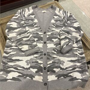 Lucky Brand Gray Camouflage Cardigan